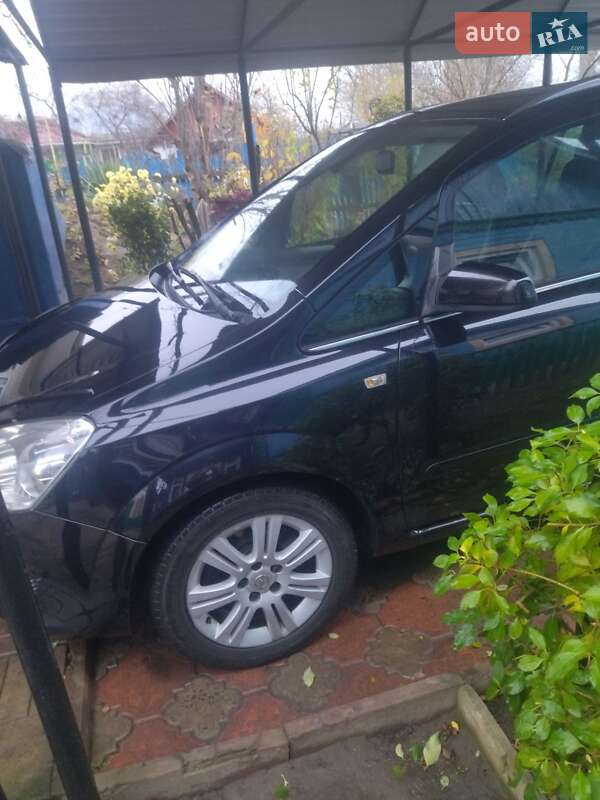 Минивэн Opel Zafira 2008 в Нежине фото 10 Минивэн Opel Zafira 2008 в Нежине