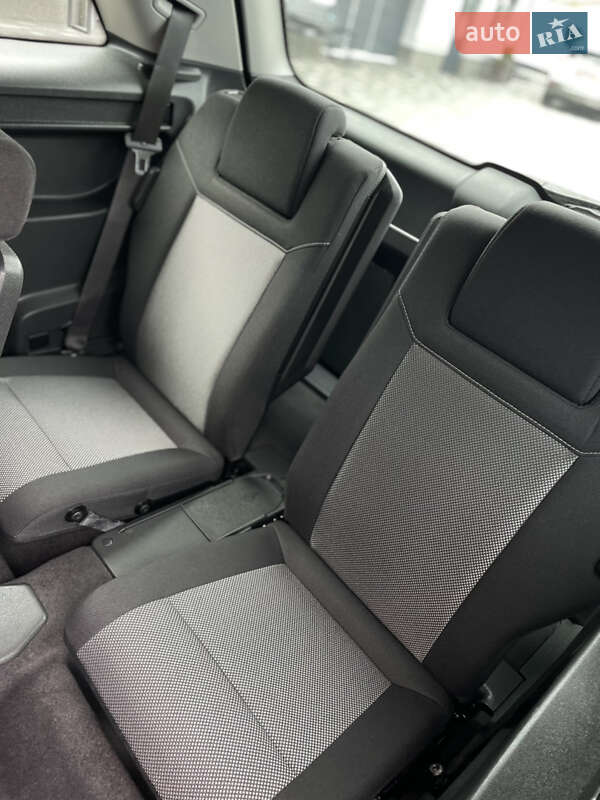 Мінівен Opel Zafira 2011 в Дрогобичі