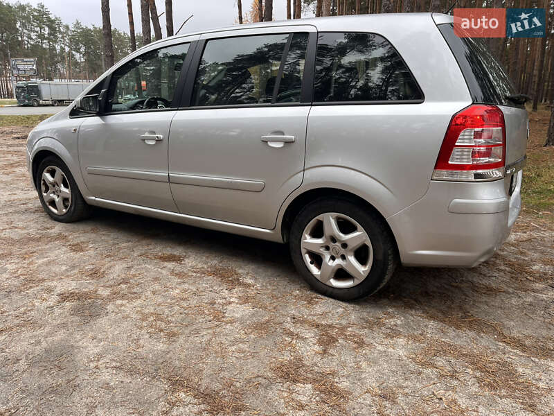 Минивэн Opel Zafira 2008 в Ирпене фото 10 Минивэн Opel Zafira 2008 в Ирпене
