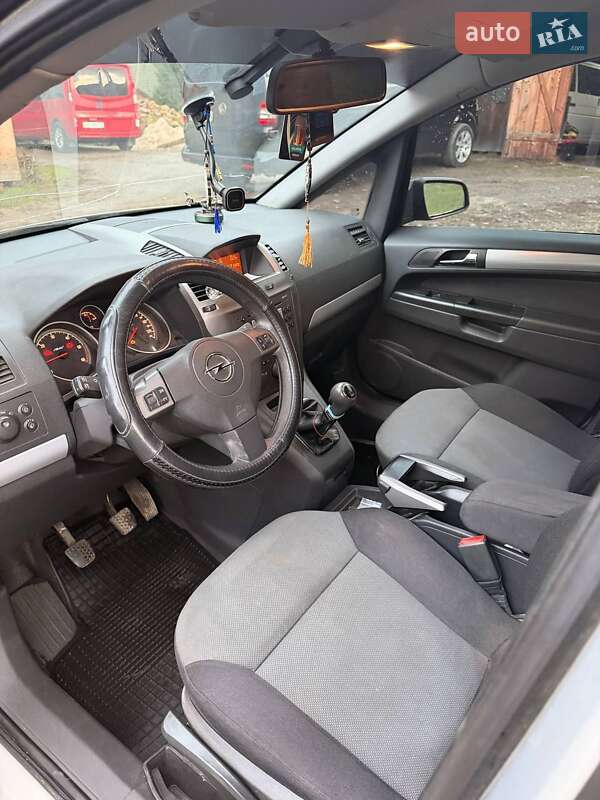 Минивэн Opel Zafira 2005 в Яремче фото 15 Минивэн Opel Zafira 2005 в Яремче