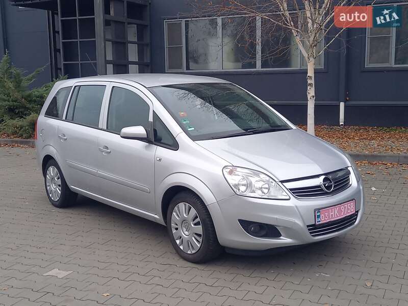 Минивэн Opel Zafira 2009 в Белой Церкви фото 2 Минивэн Opel Zafira 2009 в Белой Церкви
