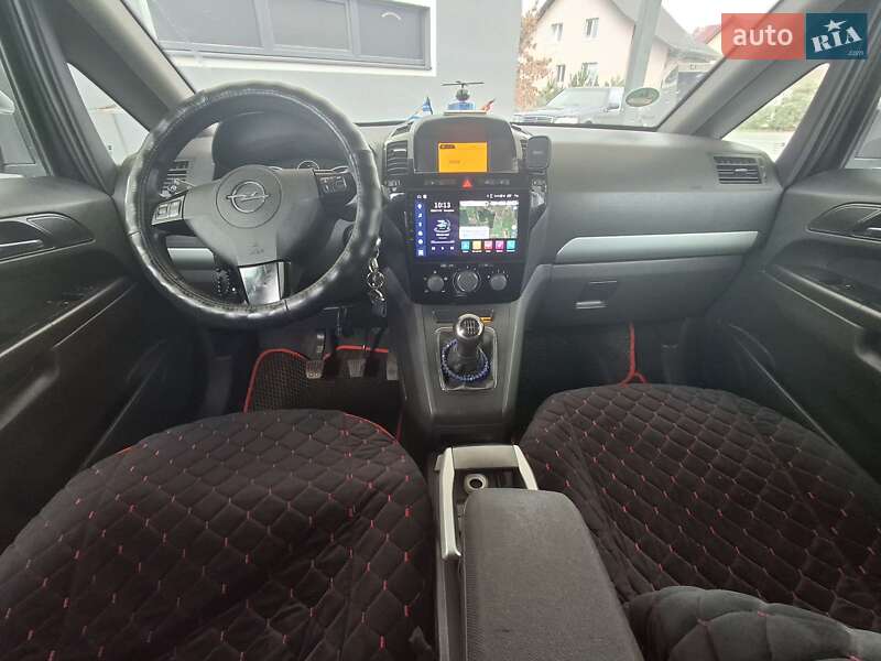 Мінівен Opel Zafira 2010 в Луцьку фото 7 Мінівен Opel Zafira 2010 в Луцьку