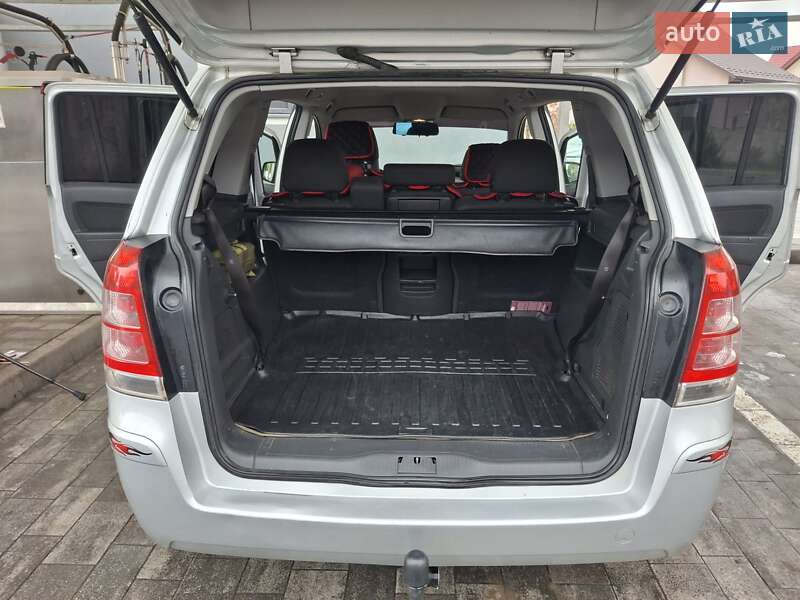 Мінівен Opel Zafira 2010 в Луцьку фото 28 Мінівен Opel Zafira 2010 в Луцьку