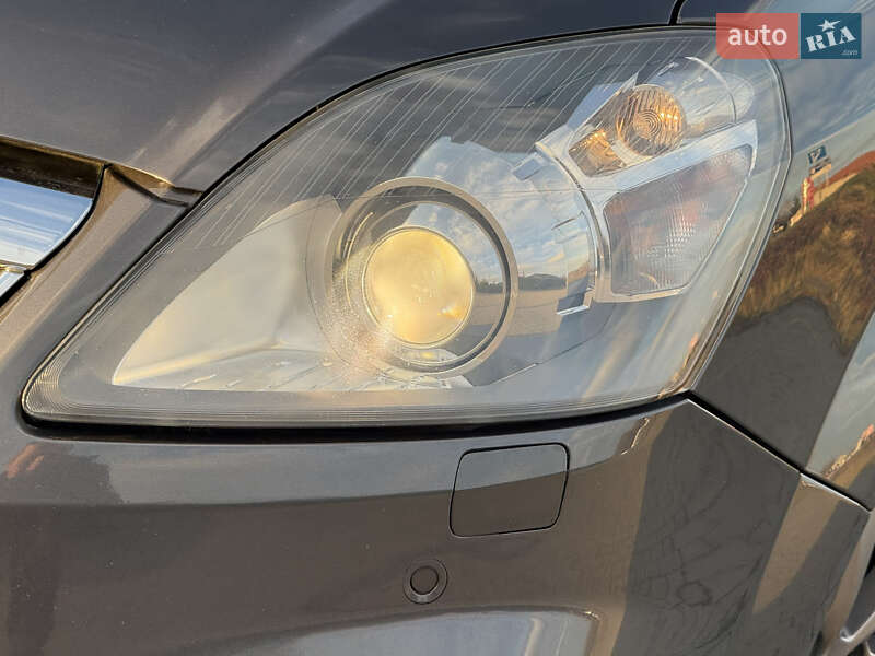 Мінівен Opel Zafira 2011 в Стрию