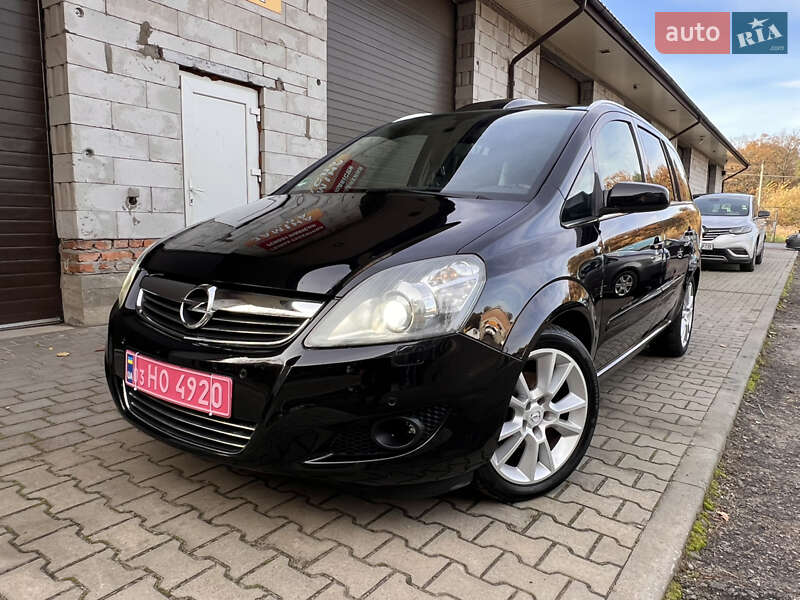 Мінівен Opel Zafira 2008 в Луцьку