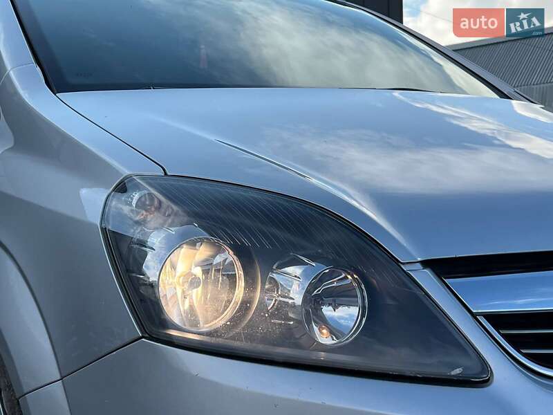 Минивэн Opel Zafira 2012 в Львове фото 13 Минивэн Opel Zafira 2012 в Львове