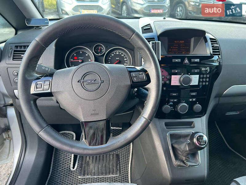 Минивэн Opel Zafira 2012 в Львове фото 23 Минивэн Opel Zafira 2012 в Львове