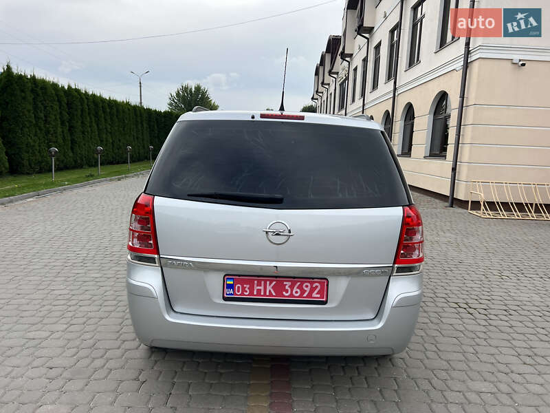 Минивэн Opel Zafira 2012 в Дунаевцах фото 17 Минивэн Opel Zafira 2012 в Дунаевцах