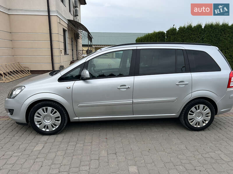 Минивэн Opel Zafira 2012 в Дунаевцах фото 19 Минивэн Opel Zafira 2012 в Дунаевцах
