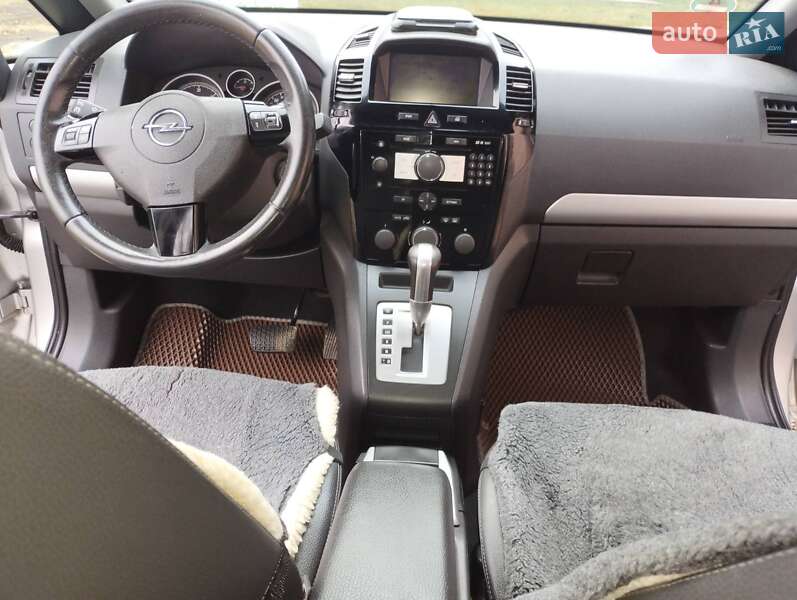 Минивэн Opel Zafira 2008 в Черновцах фото 3 Минивэн Opel Zafira 2008 в Черновцах