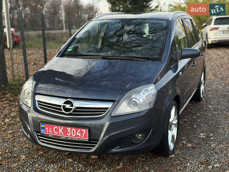 Минивэн Opel Zafira 2008 в Виннице
