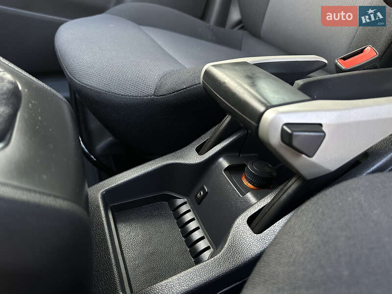 Минивэн Opel Zafira 2008 в Виннице