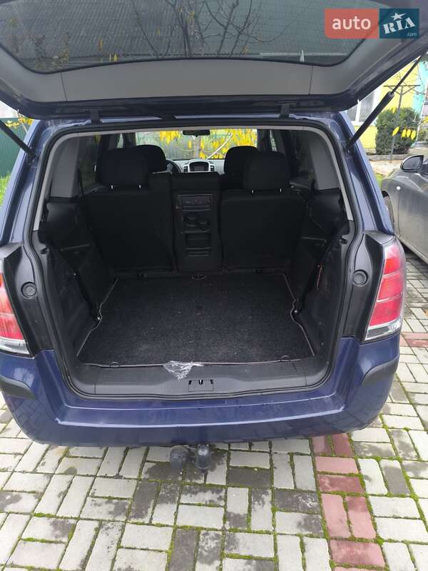 Минивэн Opel Zafira 2007 в Красилове фото 13 Минивэн Opel Zafira 2007 в Красилове