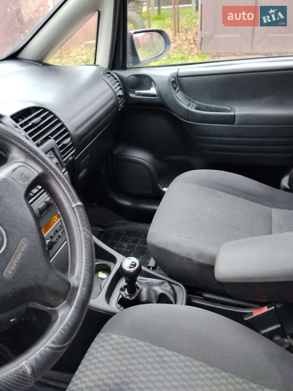 Минивэн Opel Zafira 2004 в Луцке фото 8 Минивэн Opel Zafira 2004 в Луцке