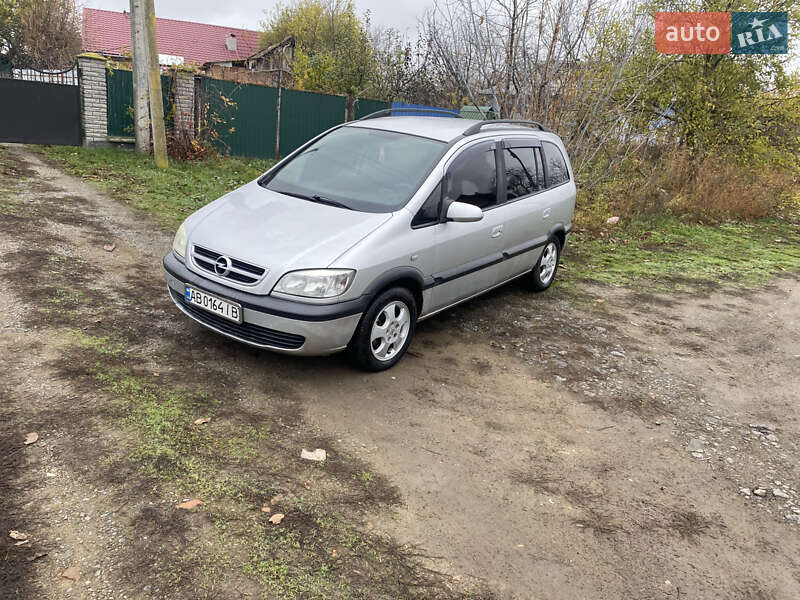 Opel Zafira 2003