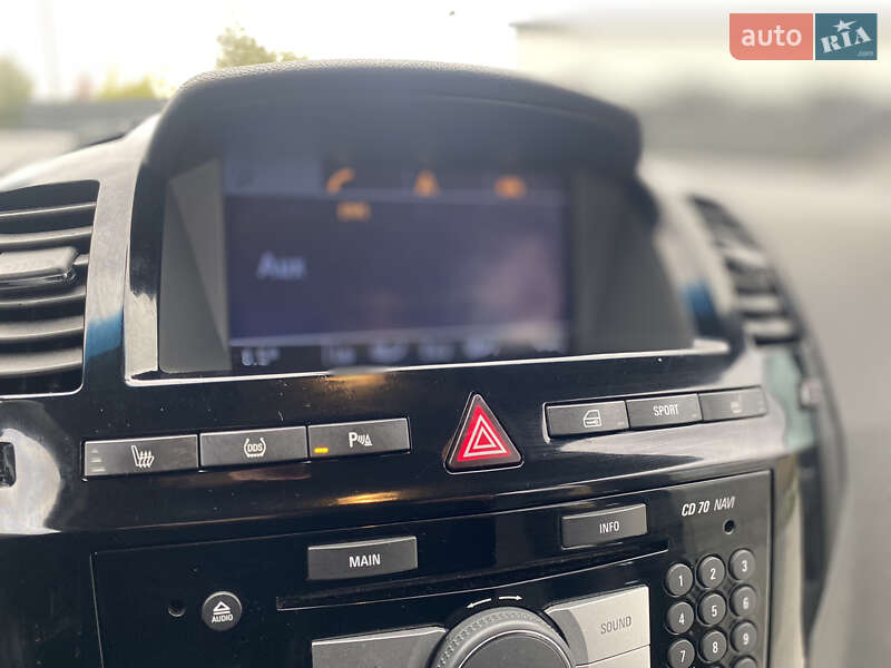 Минивэн Opel Zafira 2011 в Ивано-Франковске