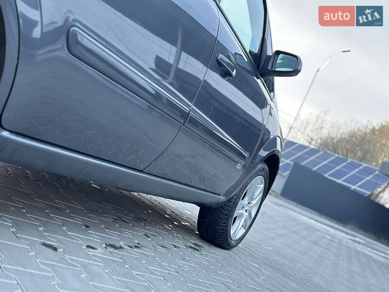 Минивэн Opel Zafira 2009 в Владимире