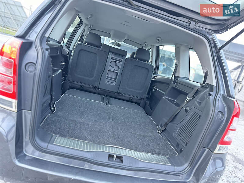 Минивэн Opel Zafira 2009 в Владимире