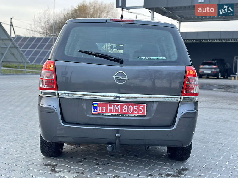 Минивэн Opel Zafira 2009 в Владимире