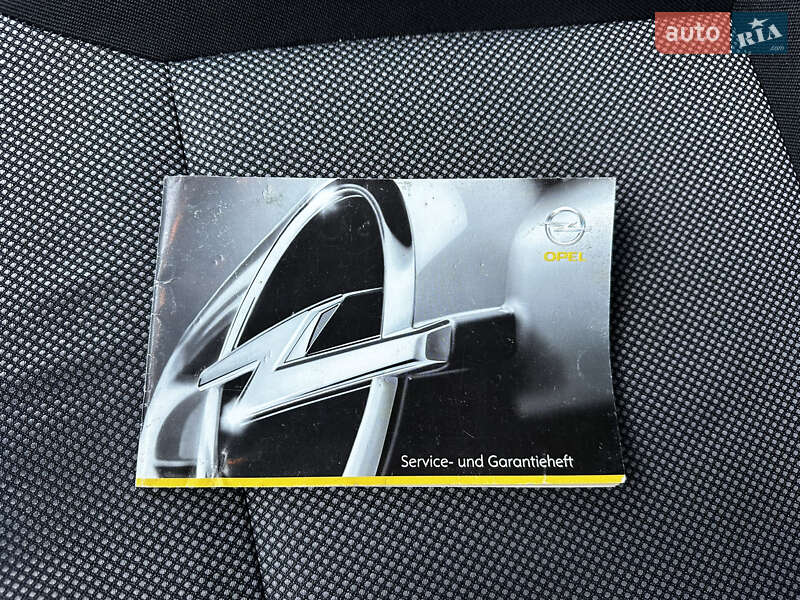 Минивэн Opel Zafira 2009 в Владимире