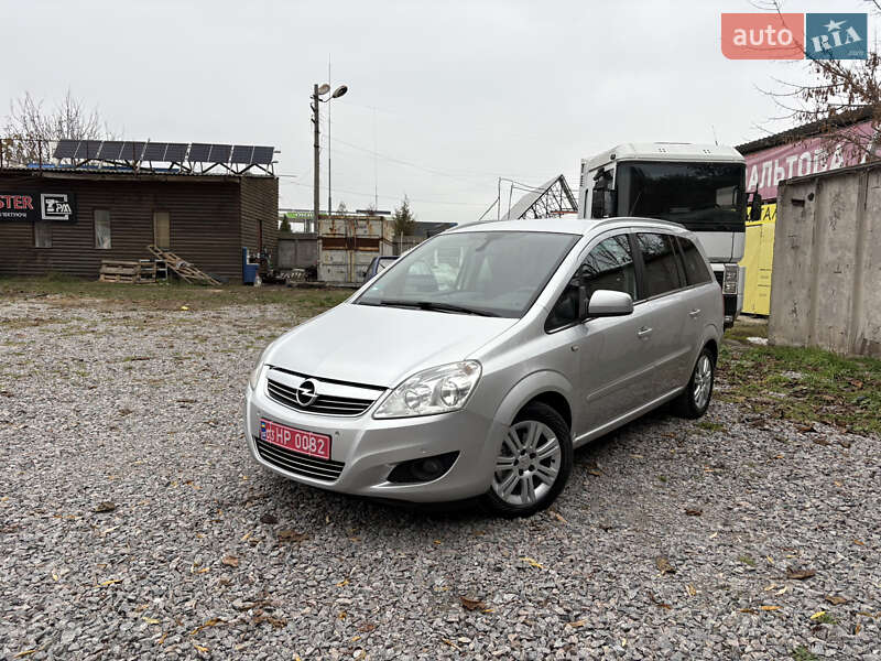 Мінівен Opel Zafira 2010 в Білій Церкві
