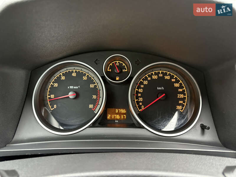 Мінівен Opel Zafira 2010 в Білій Церкві