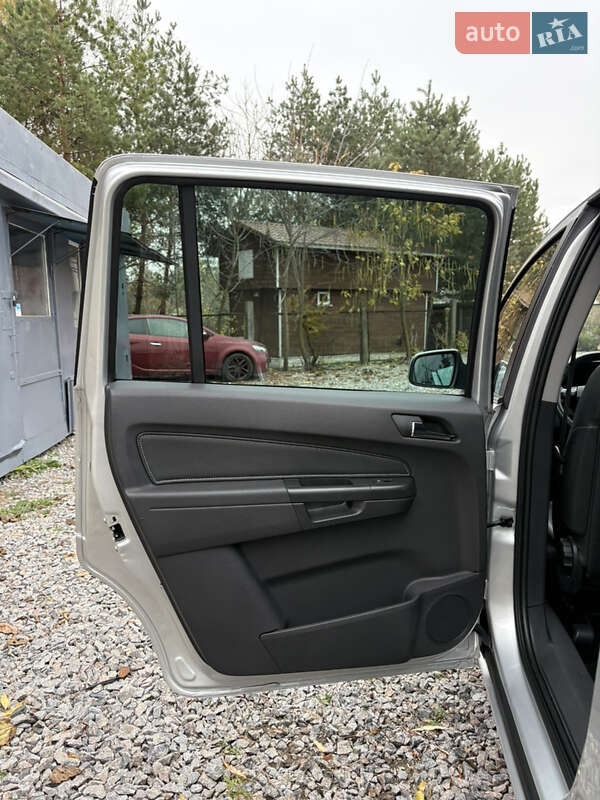 Мінівен Opel Zafira 2010 в Білій Церкві