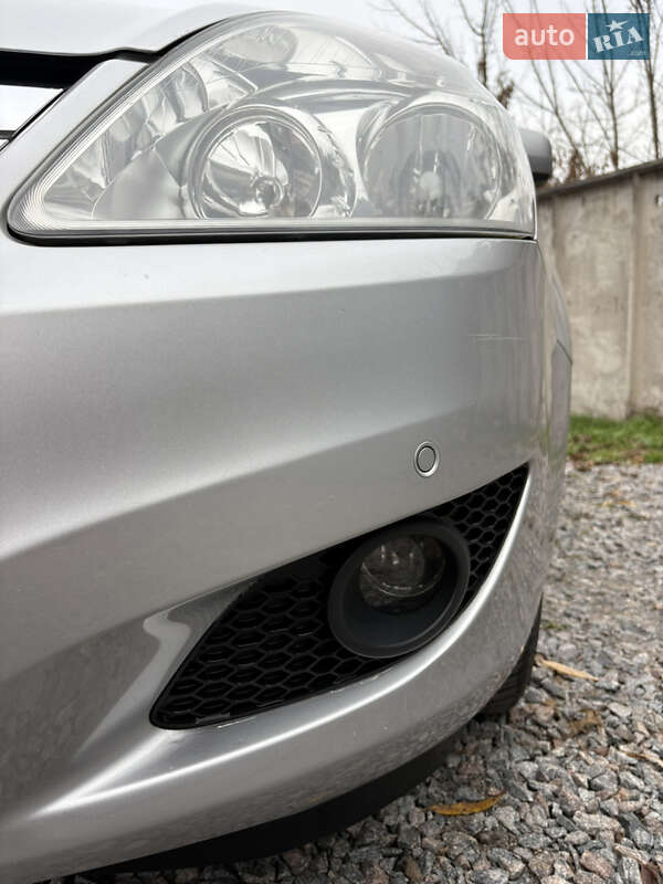 Мінівен Opel Zafira 2010 в Білій Церкві