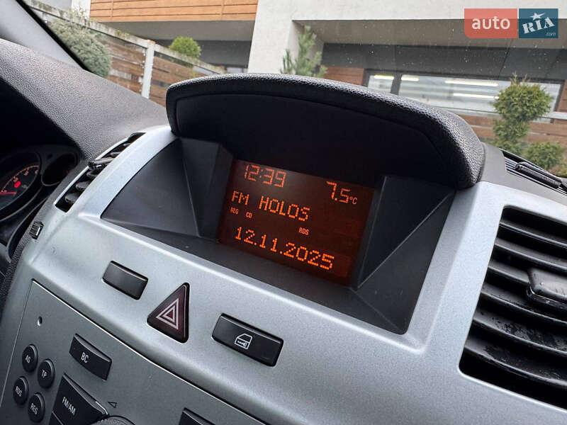 Мінівен Opel Zafira 2009 в Стрию