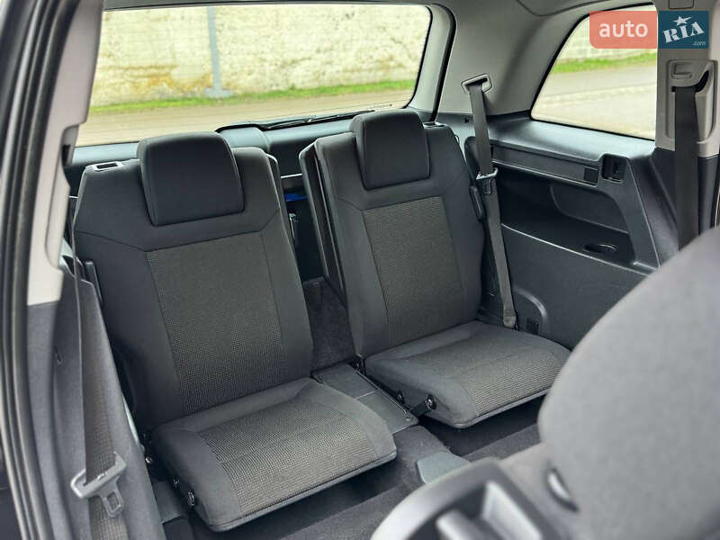 Мінівен Opel Zafira 2009 в Стрию