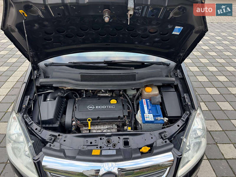 Мінівен Opel Zafira 2009 в Стрию