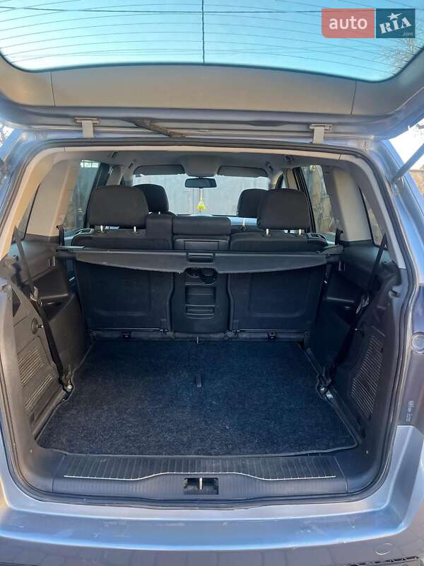 Минивэн Opel Zafira 2008 в Ивано-Франковске фото 6 Минивэн Opel Zafira 2008 в Ивано-Франковске