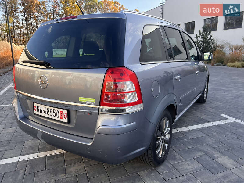Минивэн Opel Zafira 2010 в Луцке фото 6 Минивэн Opel Zafira 2010 в Луцке