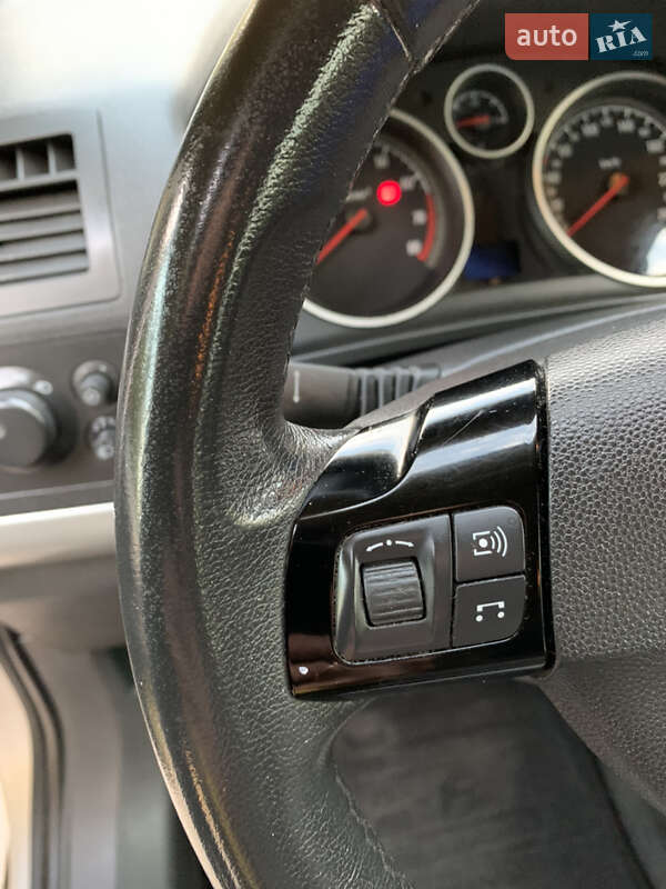 Минивэн Opel Zafira 2011 в Белой Церкви фото 42 Минивэн Opel Zafira 2011 в Белой Церкви