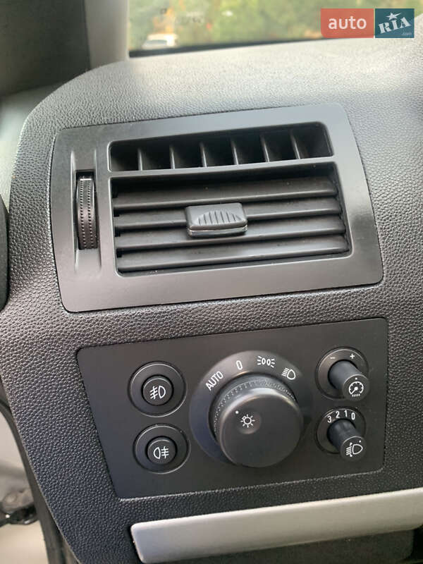 Минивэн Opel Zafira 2011 в Белой Церкви фото 47 Минивэн Opel Zafira 2011 в Белой Церкви