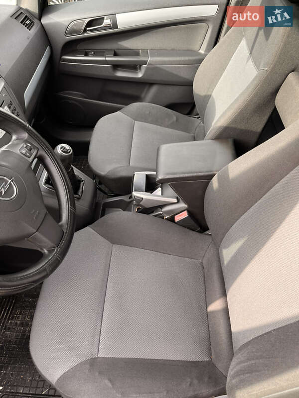 Минивэн Opel Zafira 2006 в Хмельницком фото 10 Минивэн Opel Zafira 2006 в Хмельницком