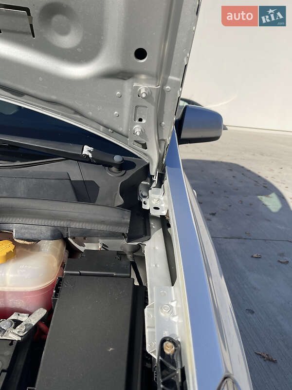 Минивэн Opel Zafira 2010 в Луцке