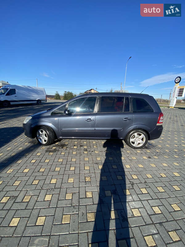 Минивэн Opel Zafira 2008 в Коломые