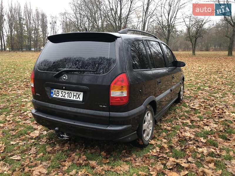 Минивэн Opel Zafira 2001 в Виннице