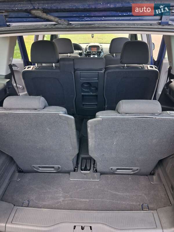 Минивэн Opel Zafira 2010 в Львове