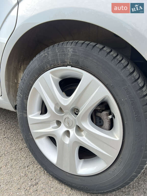 Минивэн Opel Zafira 2012 в Ковеле фото 37 Минивэн Opel Zafira 2012 в Ковеле