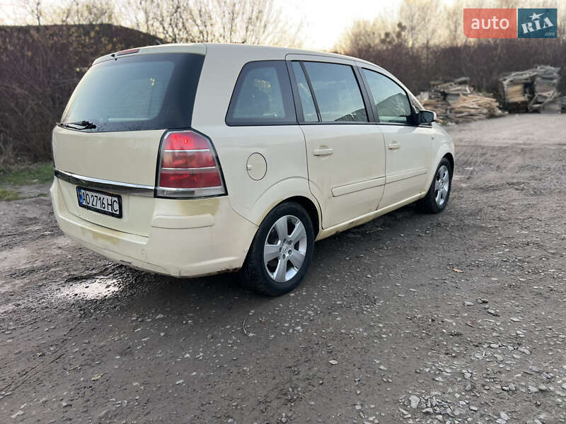 Минивэн Opel Zafira 2007 в Львове