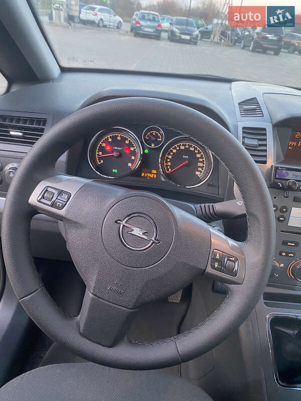 Минивэн Opel Zafira 2007 в Белой Церкви фото 12 Минивэн Opel Zafira 2007 в Белой Церкви