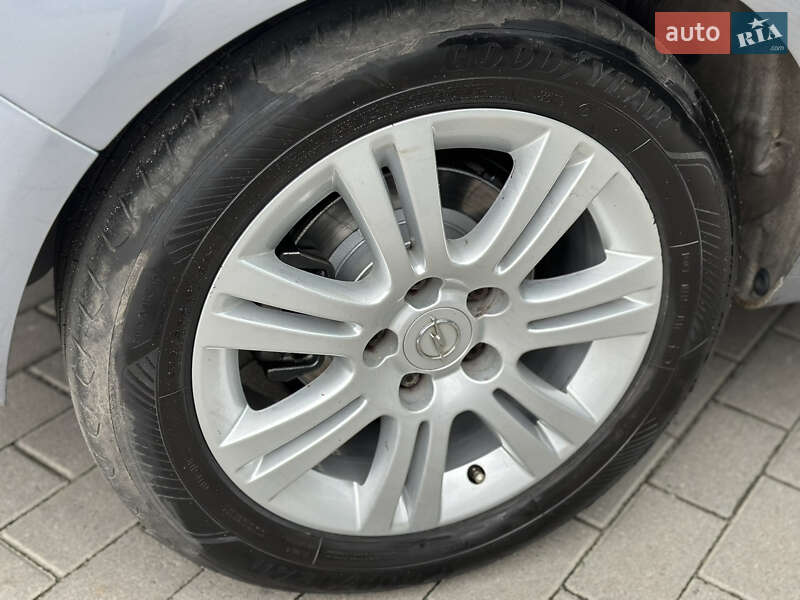 Минивэн Opel Zafira 2009 в Виннице фото 26 Минивэн Opel Zafira 2009 в Виннице