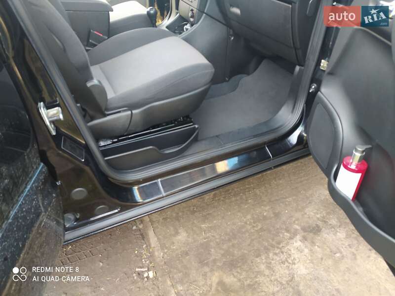 Минивэн Opel Zafira 2004 в Сокале фото 20 Минивэн Opel Zafira 2004 в Сокале