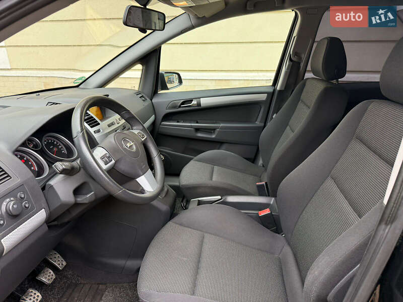 Минивэн Opel Zafira 2007 в Могилев-Подольске фото 16 Минивэн Opel Zafira 2007 в Могилев-Подольске