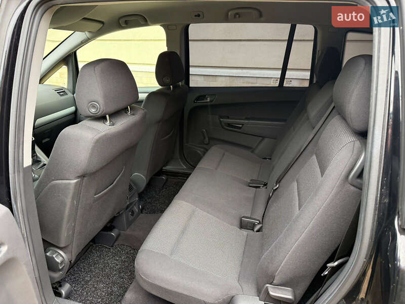 Минивэн Opel Zafira 2007 в Могилев-Подольске фото 21 Минивэн Opel Zafira 2007 в Могилев-Подольске