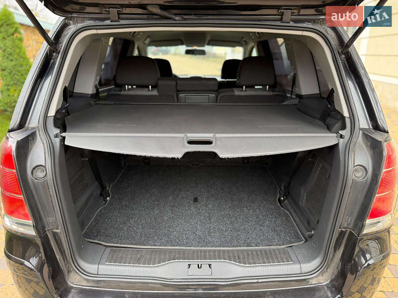 Минивэн Opel Zafira 2007 в Могилев-Подольске фото 27 Минивэн Opel Zafira 2007 в Могилев-Подольске
