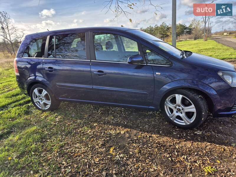 Минивэн Opel Zafira 2005 в Николаеве фото 2 Минивэн Opel Zafira 2005 в Николаеве