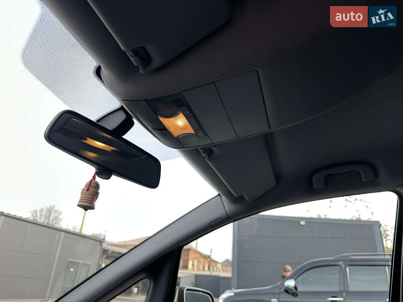 Минивэн Opel Zafira 2011 в Каменском фото 59 Минивэн Opel Zafira 2011 в Каменском